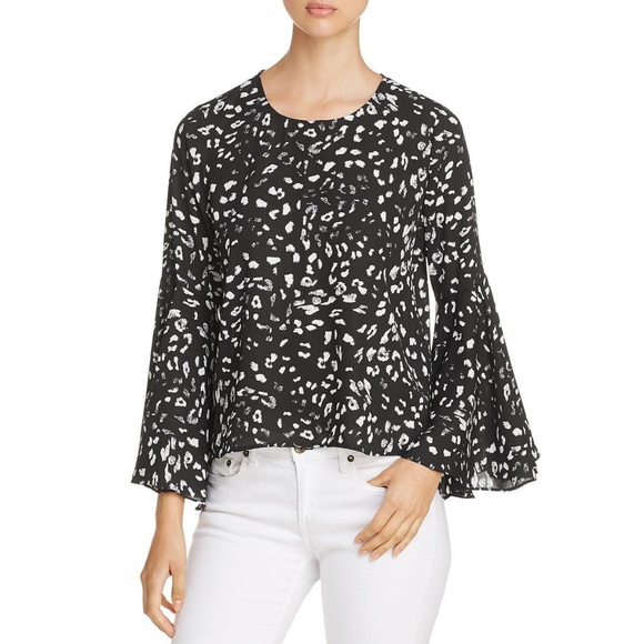 Vince Camuto Tops - Vince Camuto Animal Print Blouse Bell Sleeves NEW